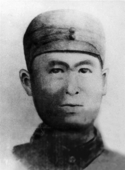 李正华:放下教鞭扛钢枪 为国捐躯父子兵