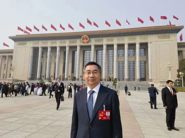 全国政协常委金石:以人工智能点燃高等教育的“新质引擎”